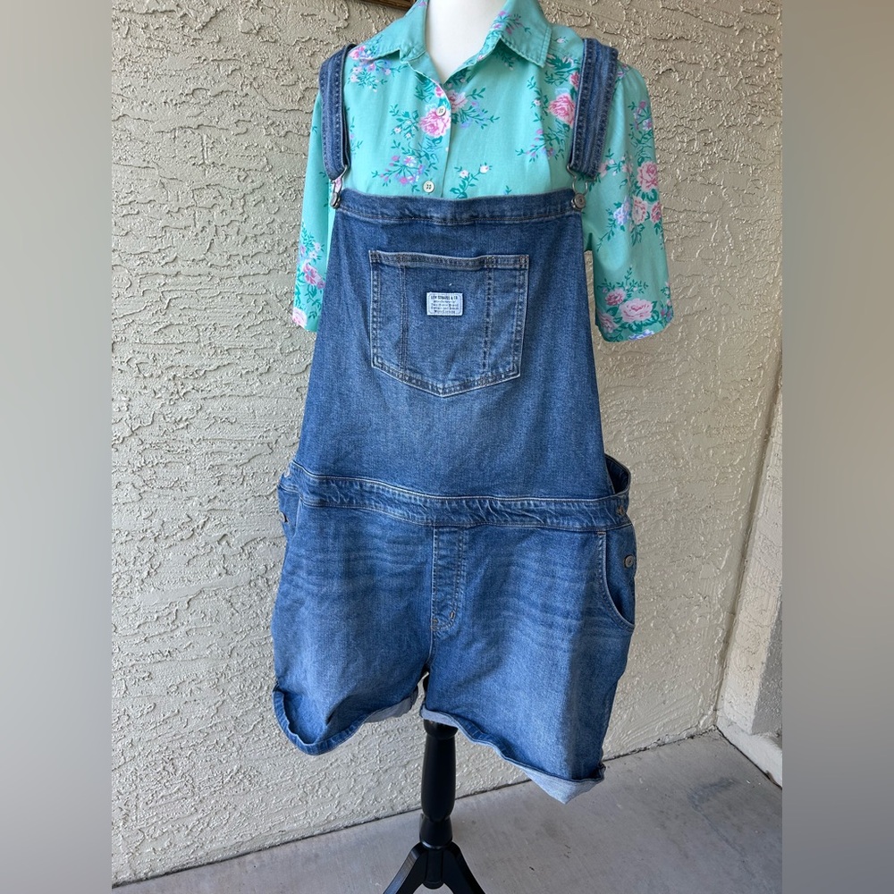 Levi’s Denim Overalls 26w